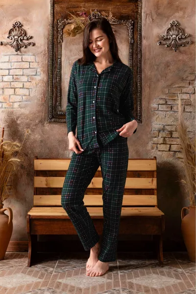طقم بيجامة نسائي من القميص ذو المربعات الخضراء والقطيفة