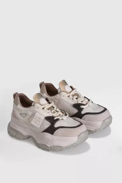  تيرا حذاء رياضي نسائي بني