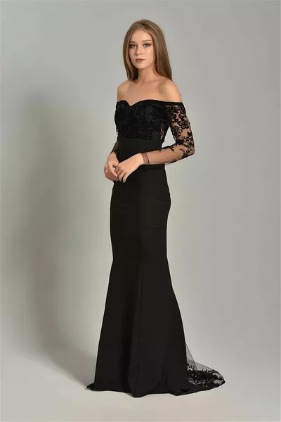 المرأة السوداء جلد طباعة فستان طويل الأكمام