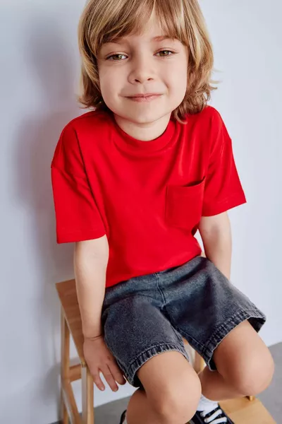 تي شيرت أساسي للأطفال الصبيان برقبة دائرية وأكمام قصيرة بكود SM