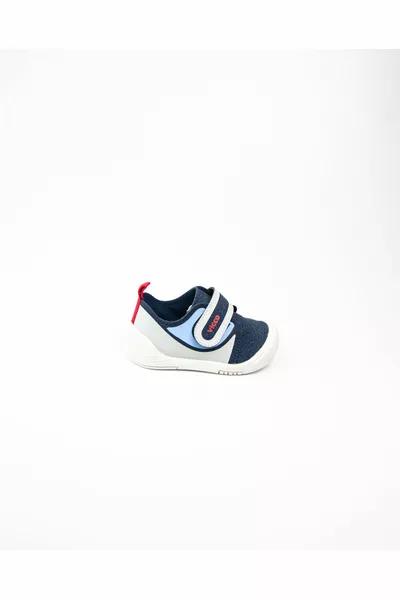 . Y. . اويكي نافى فيرست ستب شوز