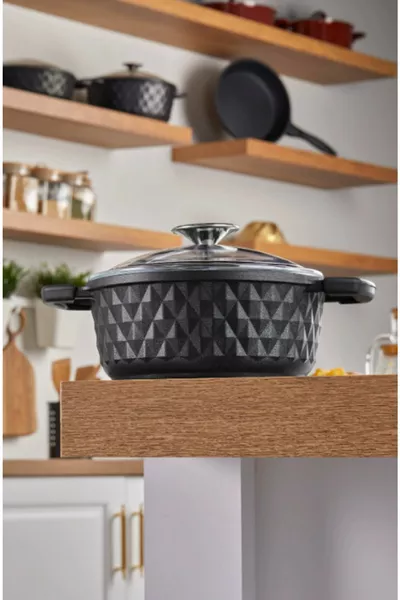 قدر عميق من الزجاج مع غطاء من الزجاج بيلا  سم أسود