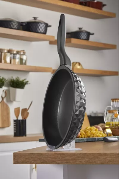 Bella Döküm Tava  Cm Siyah