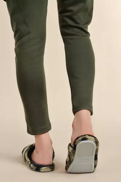 Babouches d’intérieur homme kaki camouflage