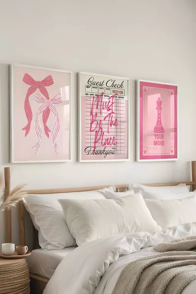 Комплект картини с бяла рамка, Розова илюстрация за стена, Комплект от 3 постера, №: