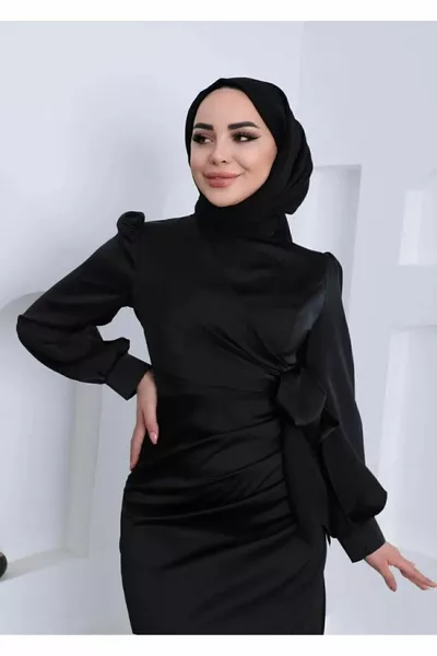 Abito da cerimonia in raso con chiusura laterale