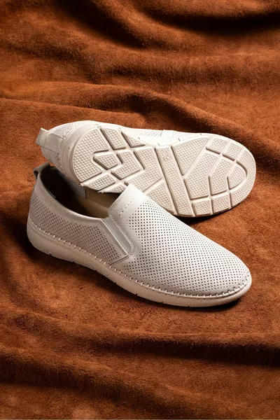 حذاء رجالي، حذاء صيفي، حذاء صيفي تقويمي باللون البيج