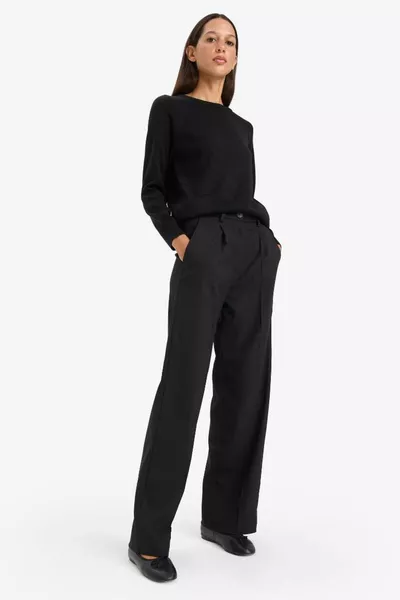 كنزة تريكو بسادة عادية وياقة دائرية ريلاكس فيت WN