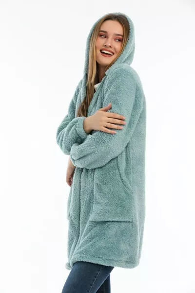 سترة صوفية نسائية طويلة بسحّاب بلون النعناع