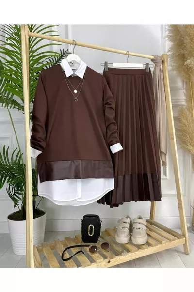 Ensemble avec jupe à détails en cuir