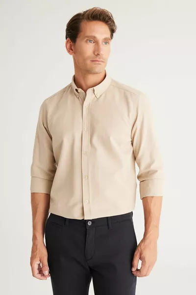 Мужская рубашка Oxford бежевого цвета с пуговичным воротником, из хлопка, легко гладится, приталенного кроя