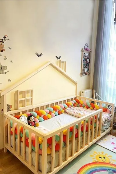 Lit Montessori pour bébé et enfant Masal Model en bois naturel