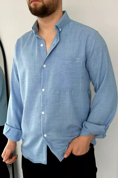 قميص كتان أزرق فاتح بجيب واحد