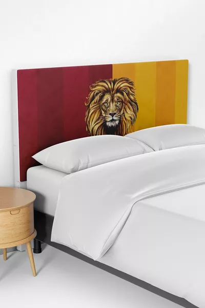 غطاء رأس سرير بنمط الأسد الأصفر والأحمر