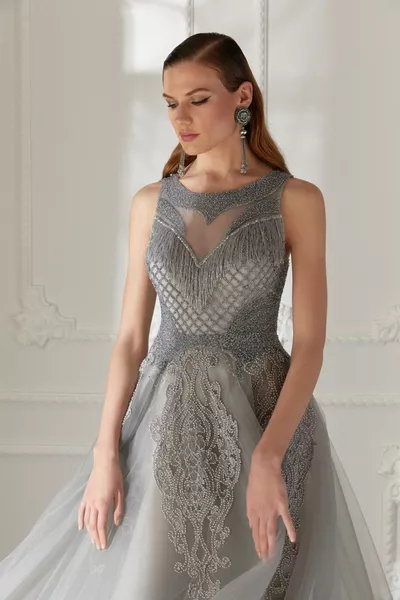 Женское вечернее платье с вышивкой кисточками  синий