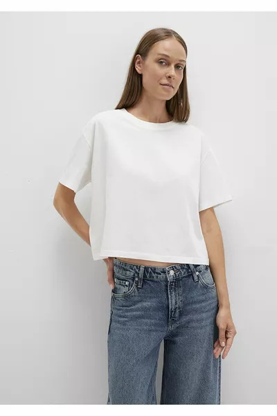 Weißes Basic-T-Shirt mit Rundhalsausschnitt in Boxy Fit 