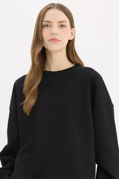 سويت شيرت سميك من قماش واسع كبير الحجم برقبة دائرية مدرسية WN