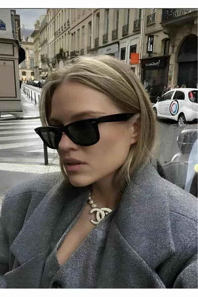 نظارة شمسية كلاسيكية لامعة بطريقة Wayfarer بتصميم عابر للجنسين