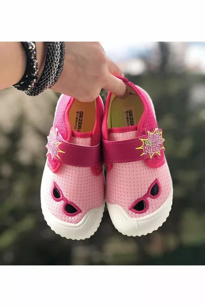 حذاء أطفال رياضي كتان للحضانة والمدرسة بنعل ناعم مضاد للانزلاق