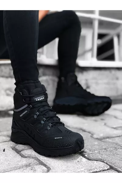 حذاء رجالي للمشي الجبلي مقاوم للماء باللون الرمادي الداكن