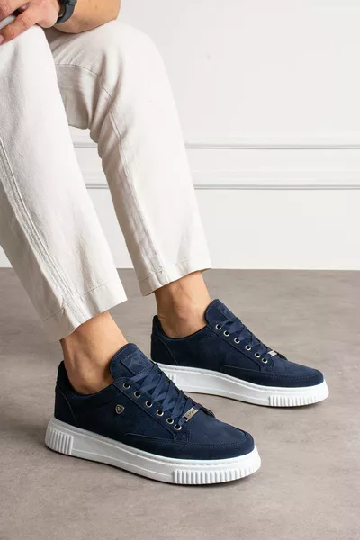 حذاء رياضي رجالي من الجلد السويدي باللون الأزرق الداكن بمقاس مريح 