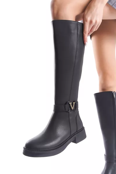 حذاء شتوي نسائي من أميـــــــــرة مقاوم للبرد