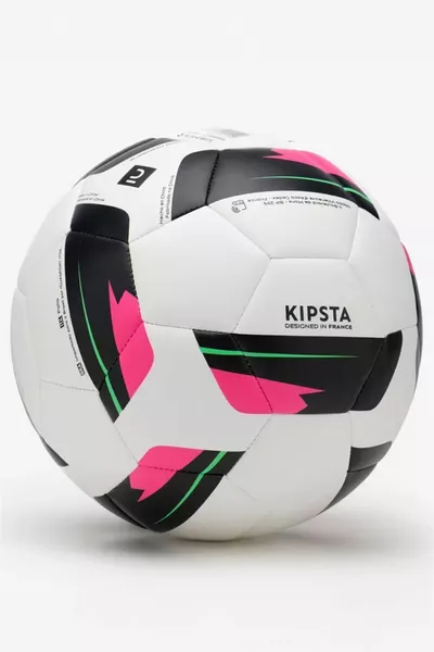 - Футбольный мяч 5 номер, белый