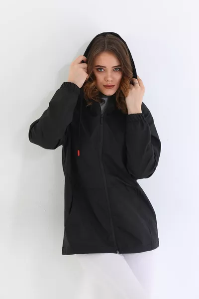 Kadın Siyah Içi Astarlı Su Geçirmez Ve Rüzgara Dayanıklı Kapüşonlu Iç Cepli Yağmurluk - Rüzgarlık