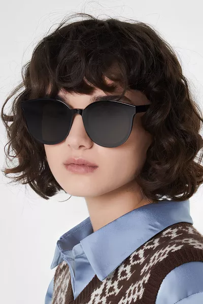 Women's Black Nia Black Sunglasses