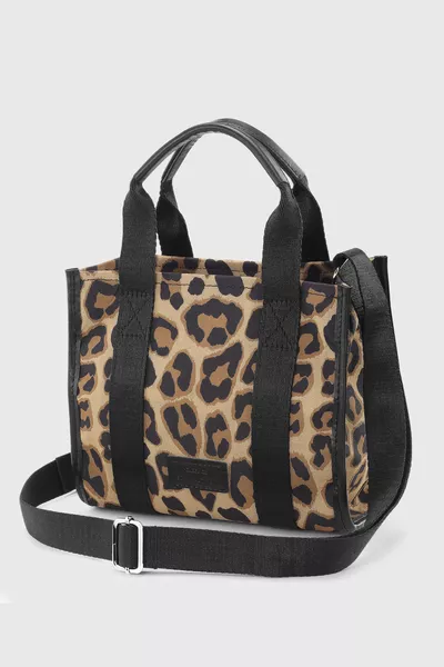 حقيبة توت بقماش مقاوم للماء بحمالة كتف بنقشة الفهد