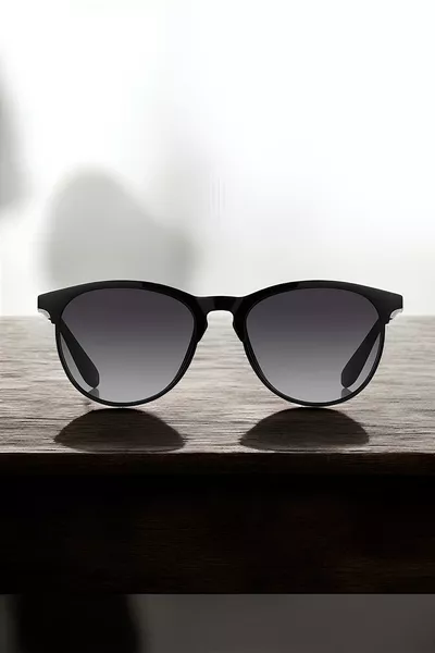 نظارة شمسية سوداء unisex بإطار معدني كامل وعظم أنفي دائري