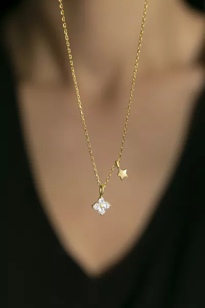 Women's Star Detailed Minimal Model  Sterling Silver Necklace