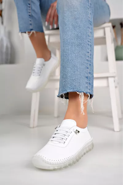 حذاء يومي نسائي جلد طبيعي من موسم جديد من Tsm