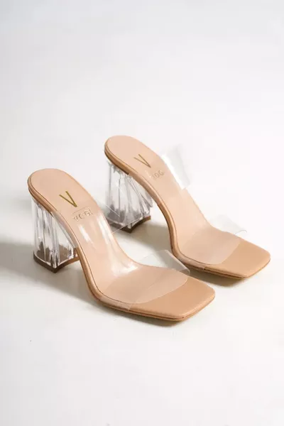 Dames beige sandalen met dubbele band en transparante hakdetails, middelhooghak