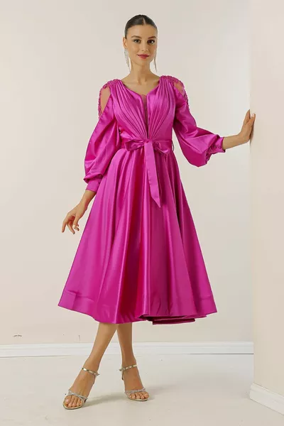 الجبهة الخلفية الخامس الرقبة الأكمام تول جبر مفصل الخصر حزام اصطف واسعة الحجم مجموعة الساتان اللباس