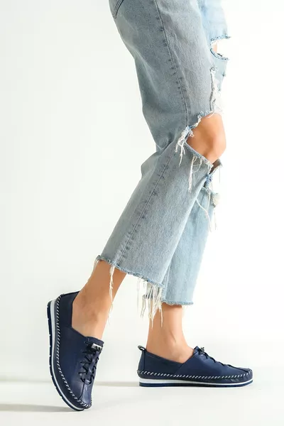 Дамски обувки Бале с естествена кожа в тъмносиньо 