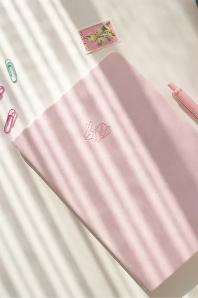 دفتر  منقط وردي