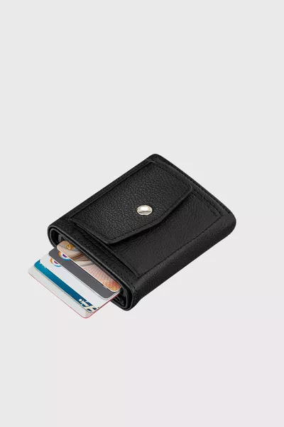 محفظة رجالية سوداء من مالطا مزودة بمحرك وفصل للعملات المعدنية