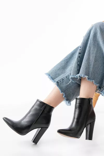  Noir Talons hauts Zippé Bottes pour femmes