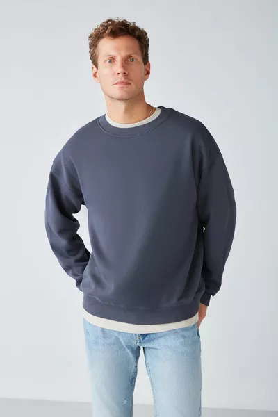 Stephan Anthrazitfarbenes Herren-Sweatshirt aus weichem Stoff mit Oversize-Passform und Rundhalsausschnitt
