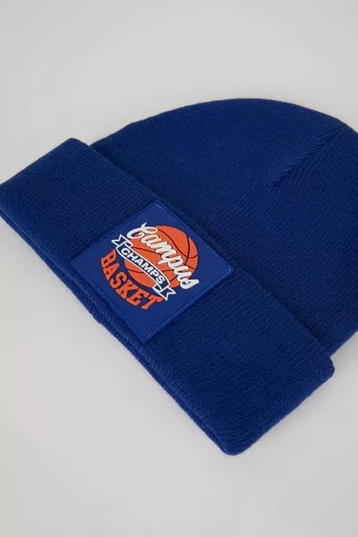 قبعة صغيرة للأولاد مع ملصق منسوج wn