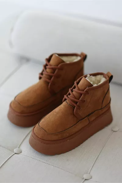 حذاء نسائي من الفراء نعل سميك من الدانتيل - تان