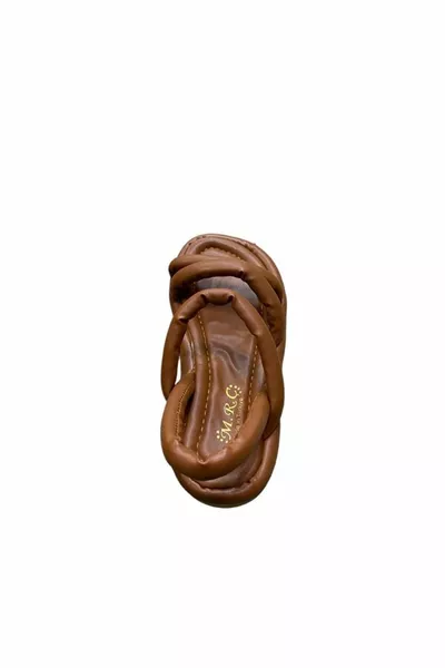 Дамски сандали с плоска подметка