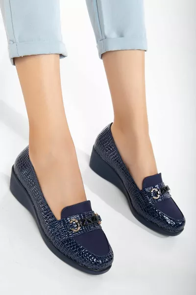 Women's Padded Heels Navy Blue Patent Leather Croco Printed