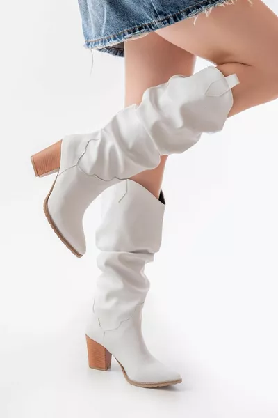  Бели ежедневни дамски ботуши