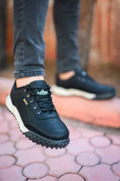 الرجال الأسود الجلود DK العظام عارضة للماء حذاء رياضي 