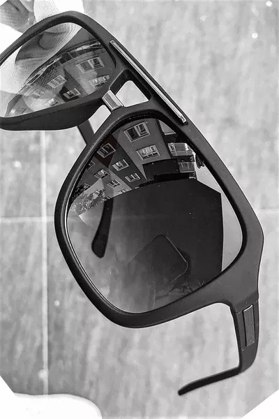 Mat Siyah Erkek Güneş Gözlüğü