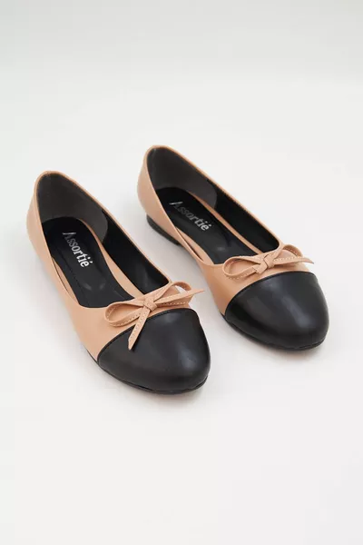 الجلد الأسود الجلد الجلد القوس الباليه الشقق صالح كامل *