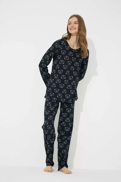 Комплект памучна пижама с шарка на черно плюшено мече