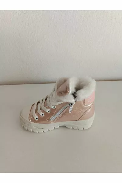 Бебешки детски ботуши от пера